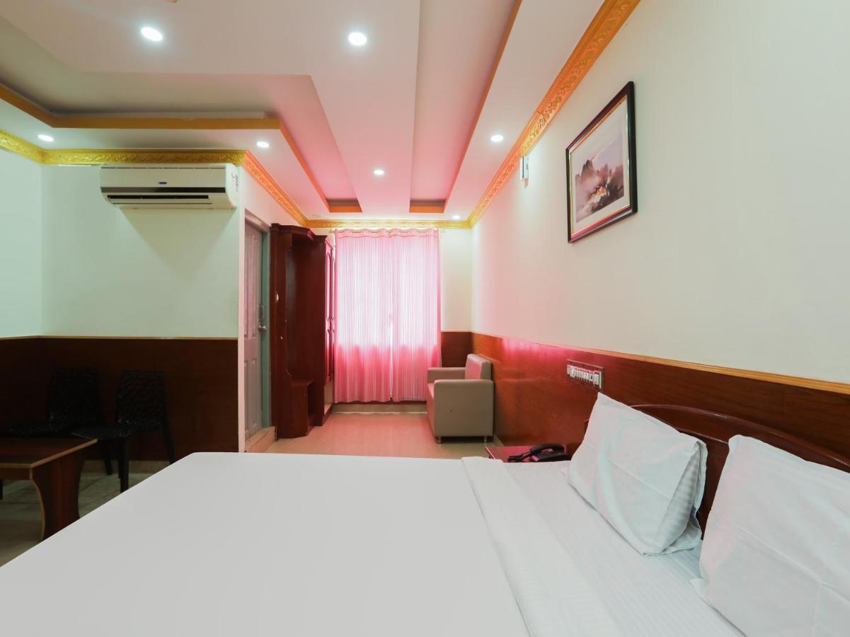 Capital O 84002 Hotel Top In Town President Kushalnagar Exterior photo